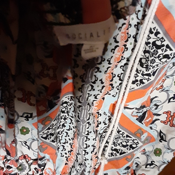 Ali beautiful strapless romper 3/15 🖤 - Picture 3 of 3